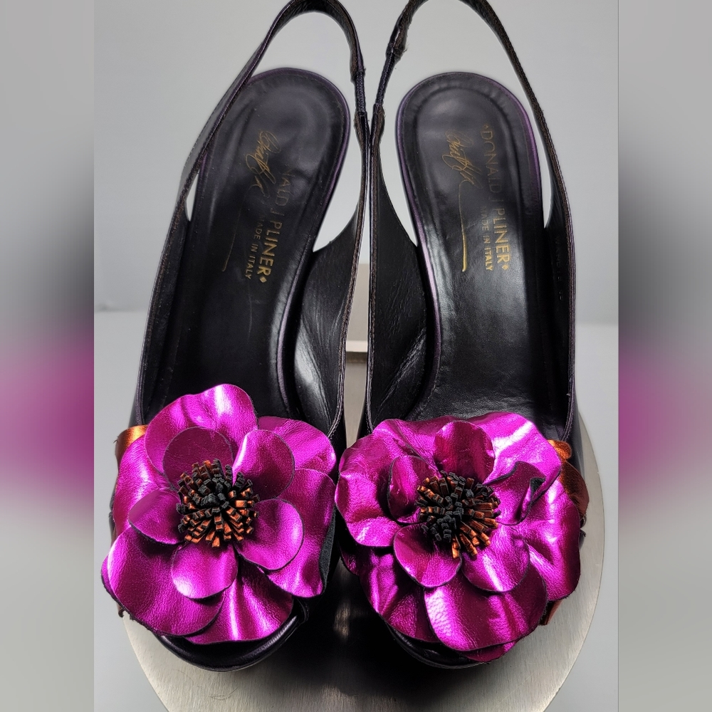 Donald J Pliner Wandie1010 Leather Heels. - Picture 4 of 14